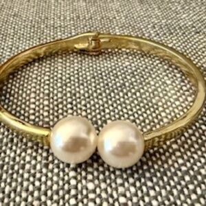 BaubleBar Gold & Pearl Bangle Bracelet